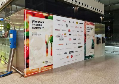 Campaña de publicidad de AENA en el Aeropuerto de Málaga