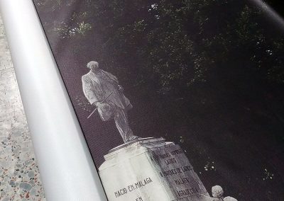 Lonas microperforadas para el pedestal del Marqués de Larios