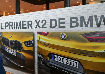 Diseño, producción y montaje del cubo para el BMW X2 en Avda. Velázquez