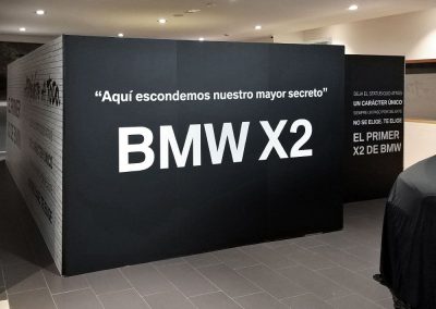 Cubo para el BMW X2 en el concesionario de Puerto Banús