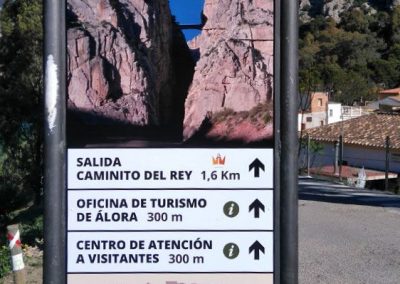 Señalizaciones para la salida del Caminito del Rey