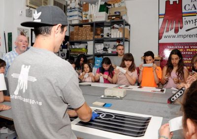 Visita del CEIP El Hacho a Imprenta Castillo