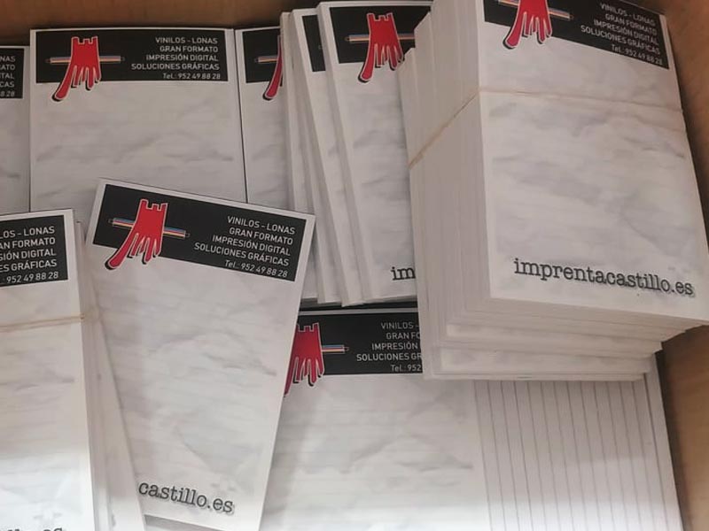 Papelería en impresión digital y offset