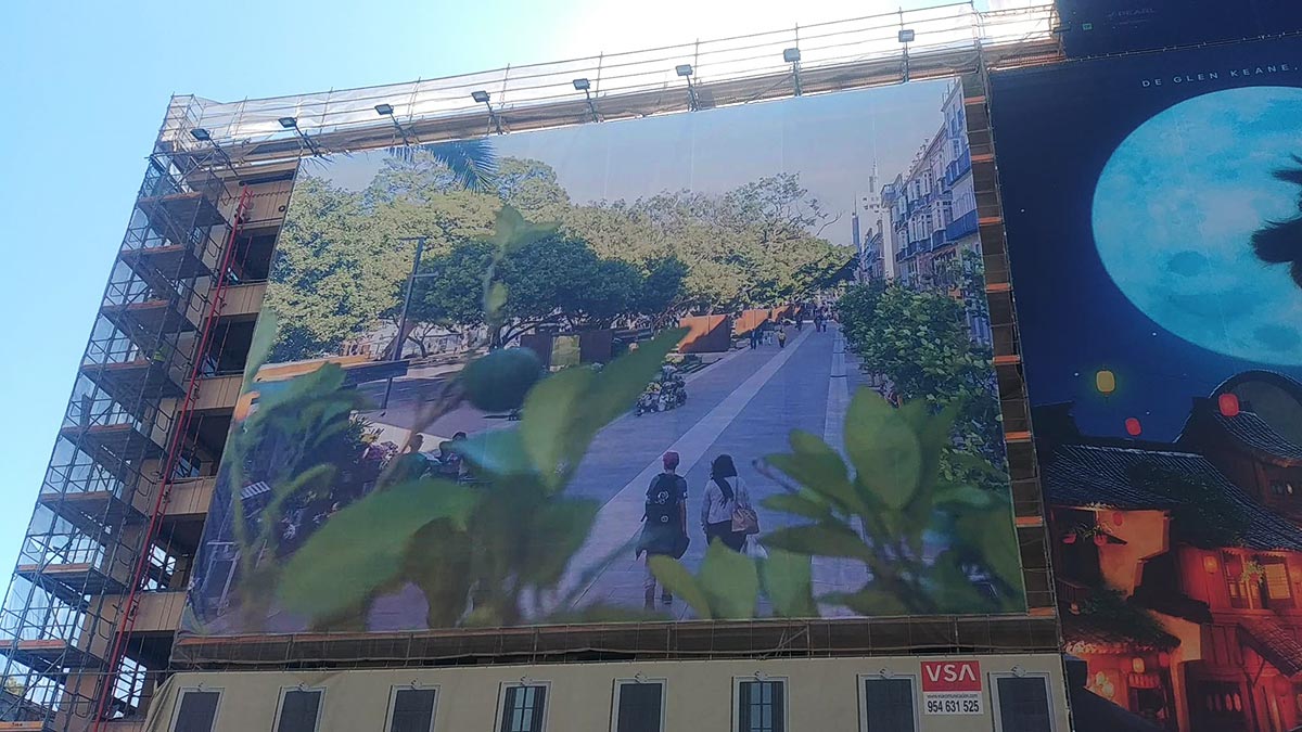 Lona de 20x15 m de Verosa para el edificio La Equitativa de Málaga