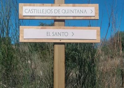 Diseño y producción de la señalización de los restos arqueológicos de Castillejos de Quintana de Pizarra