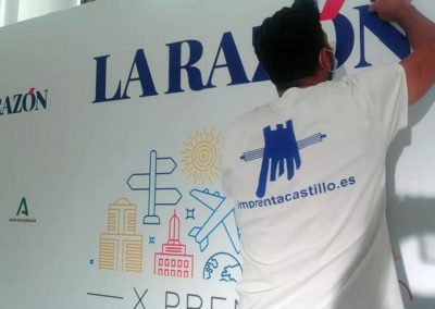 Fondo de escenario de los X Premios al Turismo del Diario La Razón