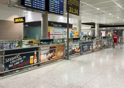 Publicidad de San Miguel en el Aeropuerto de Málaga