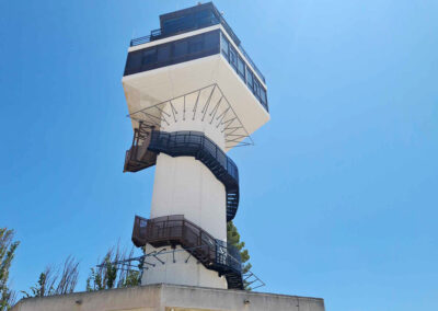 Estructura para publicidad espectacular en la Torre de Control del Aeropuerto de Granada