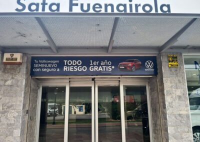 Producción e instalación campaña VW en Fuengirola